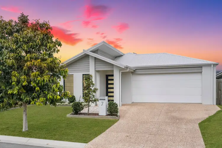 7 Whitsunday Street, Newport QLD 4020