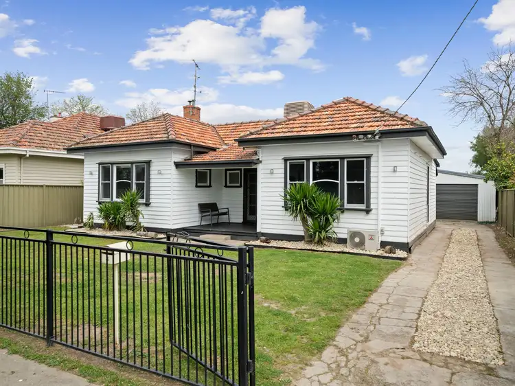 8 Margaret Street, Benalla VIC 3672