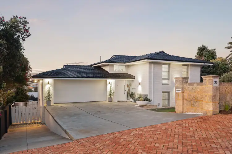 29 Ross Avenue, Sorrento WA 6020