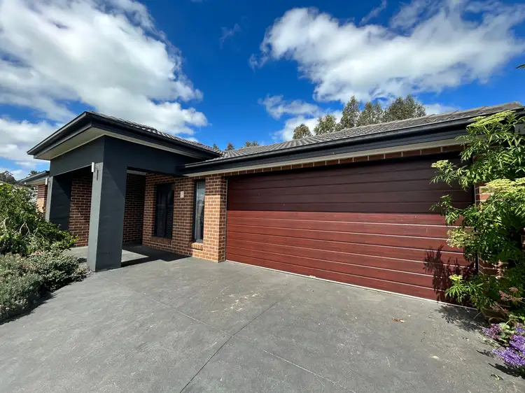 10 Chaucer Way