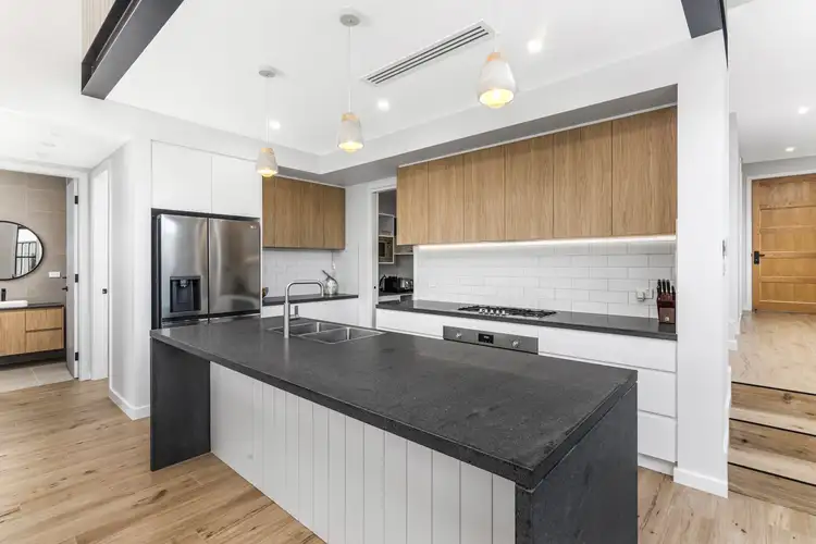 Fifth view of Homely house listing, 2 Zippy Way, Austral NSW 2179