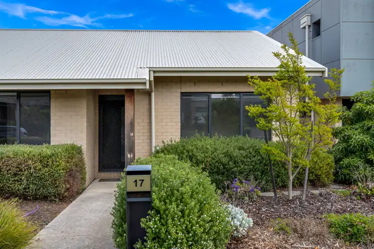 17 Water Fern Grove, Greenvale VIC 3059