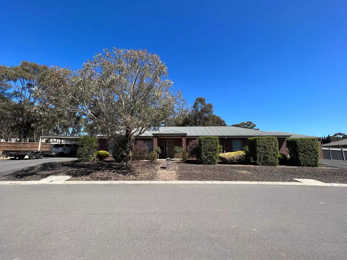 Main view of Homely house listing, 19 Edmarna Way, Maiden Gully VIC 3551