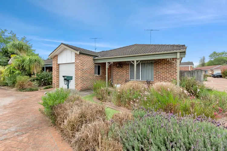 88 John Tebbutt Place, Richmond NSW 2753