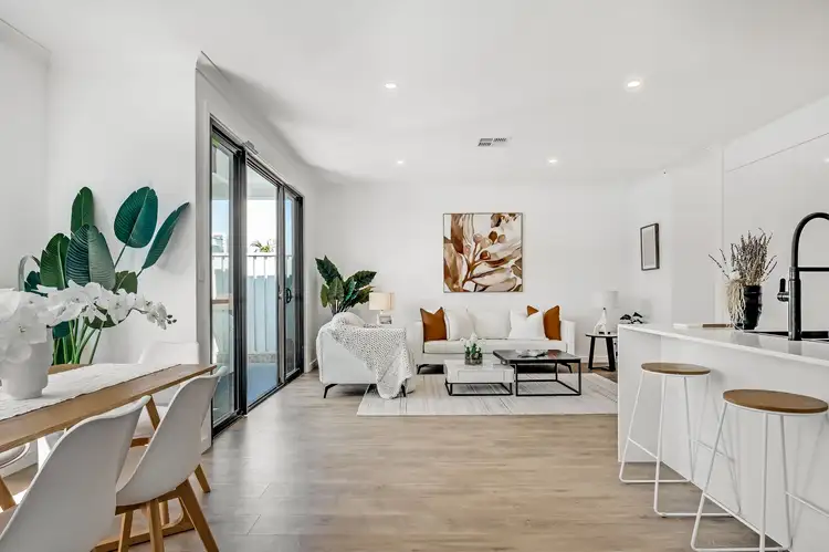 4 Railway Terrace, Hove SA 5048