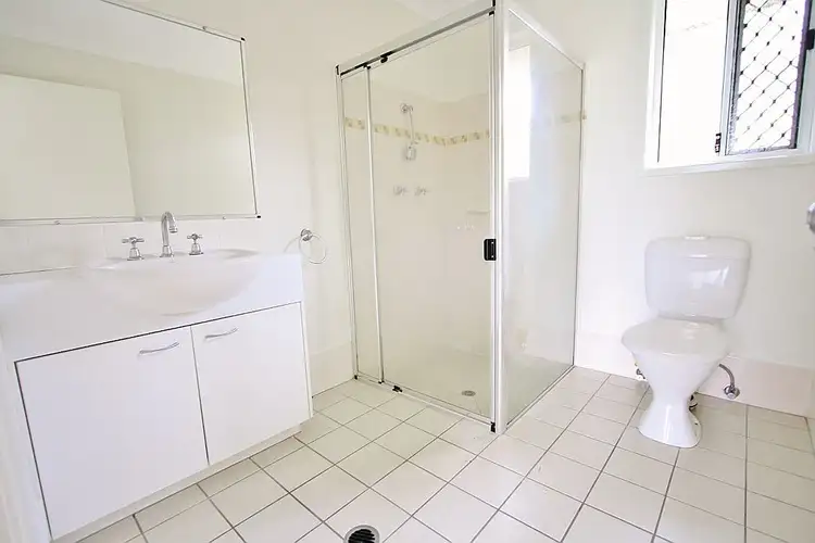 Fifth view of Homely house listing, 4 Dunn Court, Forest Lake QLD 4078