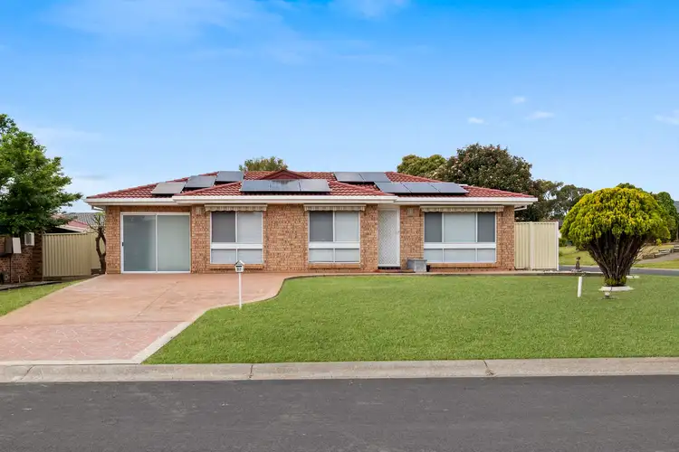 37 Desdemona Street, Rosemeadow NSW 2560