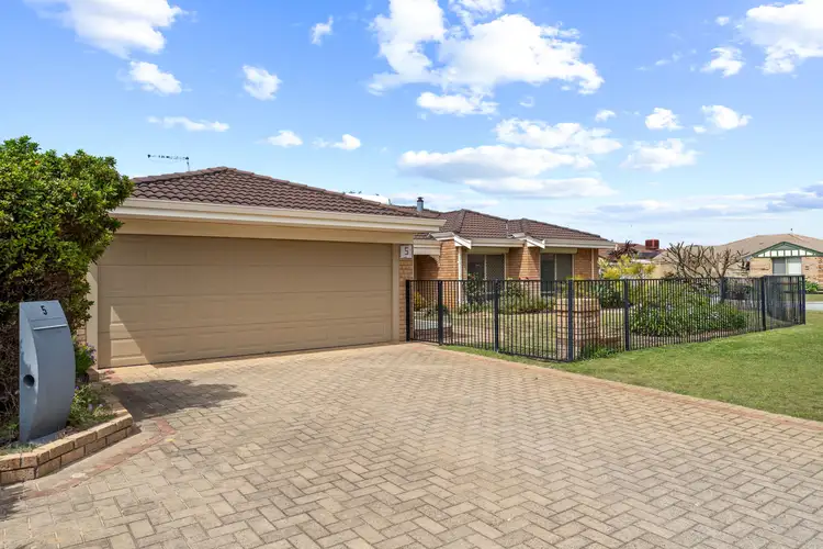 5 Sprite Place, Waikiki WA 6169
