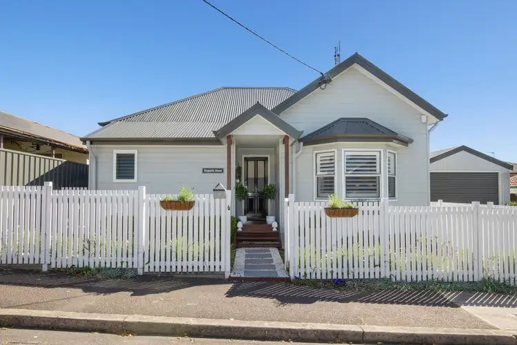 3 Curtis Street, Mayfield NSW 2304