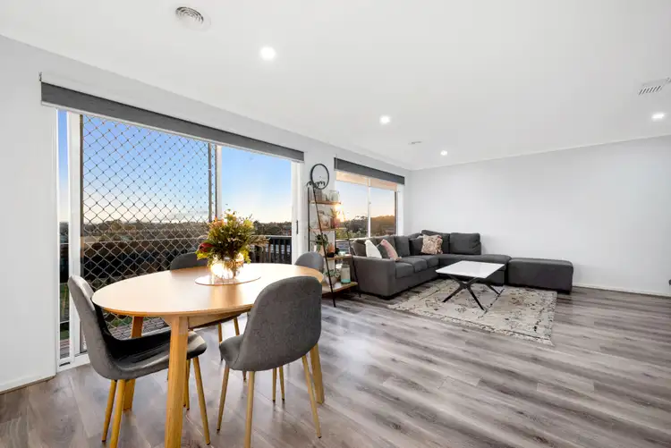 Fifth view of Homely house listing, 4 Galway Rise, Pakenham VIC 3810