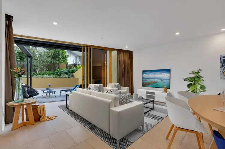106/25 Shafston Avenue, Kangaroo Point QLD 4169