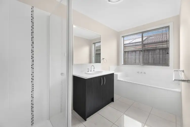 Sixth view of Homely house listing, 5 Forelle Way, Cranbourne VIC 3977