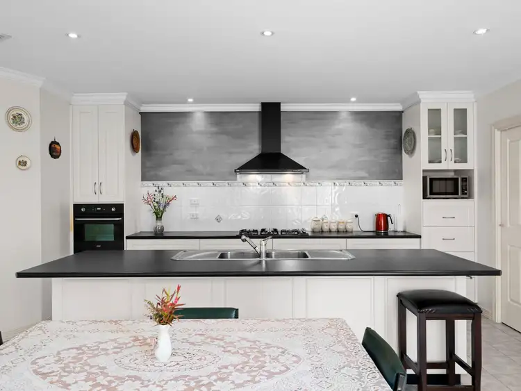 Fifth view of Homely house listing, 16 Glenfern Court, Benalla VIC 3672