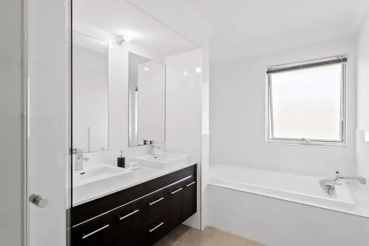 Sixth view of Homely house listing, 2 Carmargue Street, Beaumont Hills NSW 2155