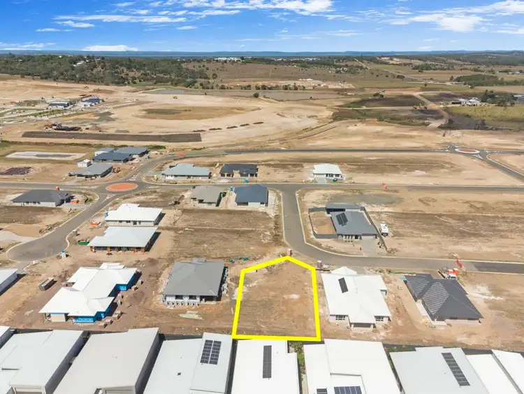 9 Woodruff Crescent, Nikenbah QLD 4655