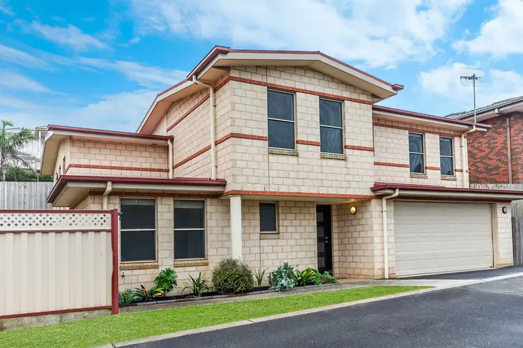 Main view of Homely unit listing, 3 Hassett Lane, Warrnambool VIC 3280
