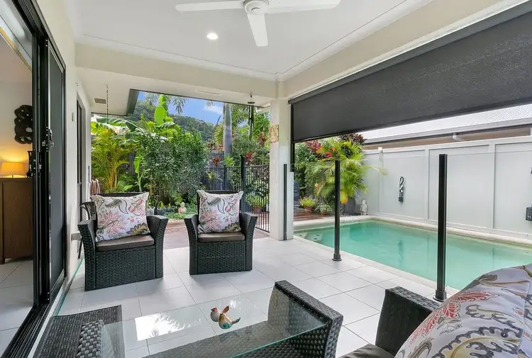 9 Seaways Street, Trinity Beach QLD 4879