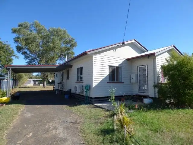 17 Major Street, Roma QLD 4455