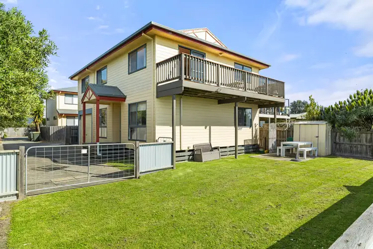 2/82 Lantana Road, Cape Woolamai VIC 3925