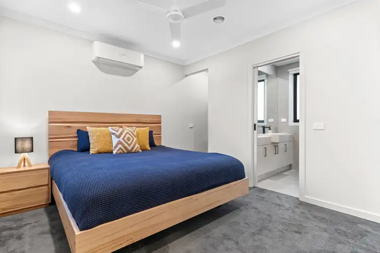 Seventh view of Homely house listing, 2/1 Edward Street, Langwarrin VIC 3910