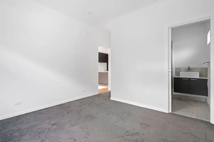 Fourth view of Homely unit listing, 10/29 Athol Court, Langwarrin VIC 3910