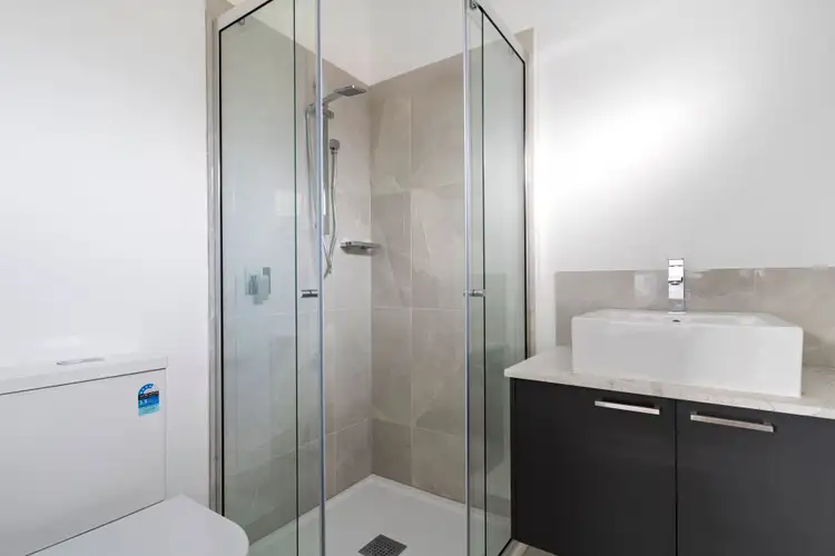 Fifth view of Homely unit listing, 10/29 Athol Court, Langwarrin VIC 3910