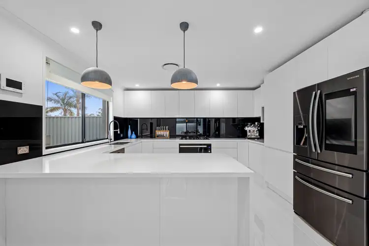Fifth view of Homely house listing, 10 Moncrieff Close, St Helens Park NSW 2560