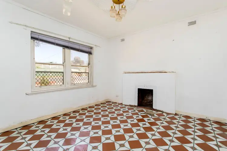 Fifth view of Homely house listing, 2 The Crescent, Blair Athol SA 5084