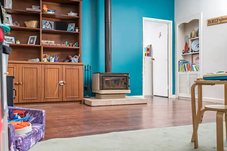 Fifth view of Homely house listing, 9 Critch Place, Wonthella WA 6530