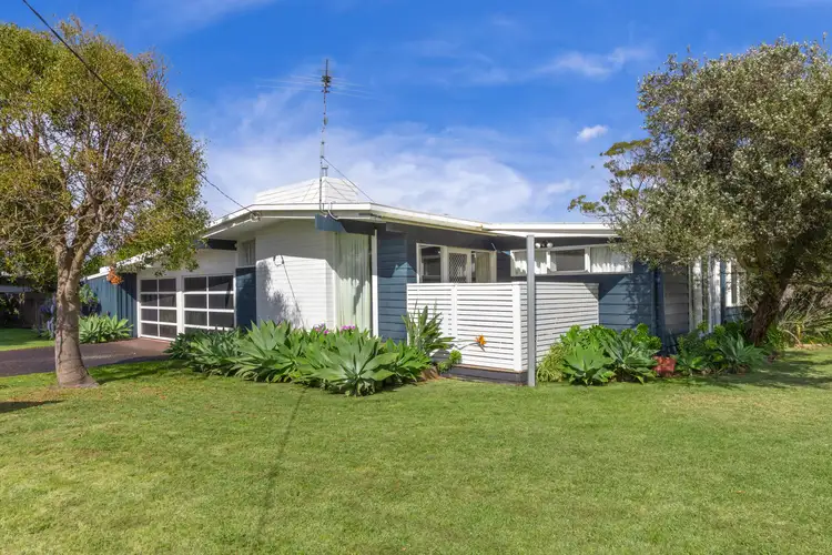 41-43 Ella Crescent, Capel Sound VIC 3940
