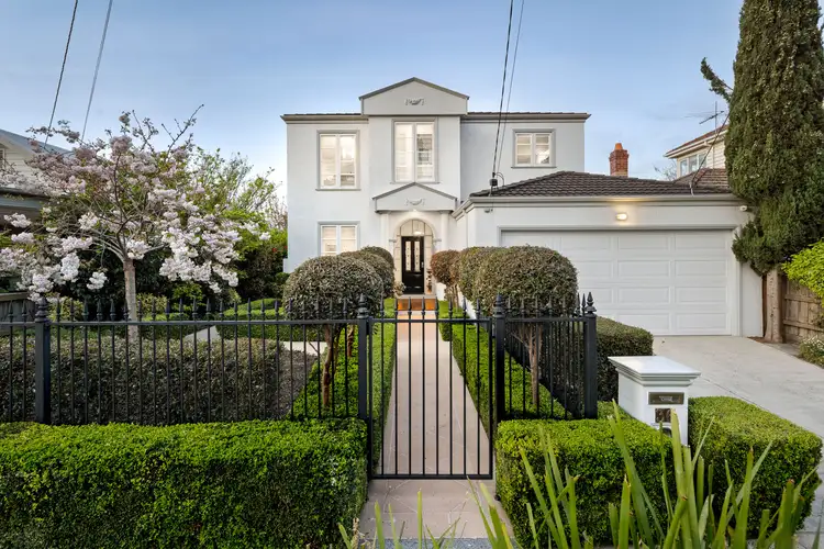 36 Woodlands Grove, Frankston VIC 3199