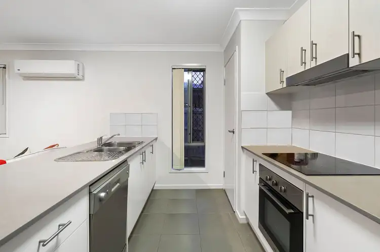 9 Elizabeth Place, Cornubia QLD 4130