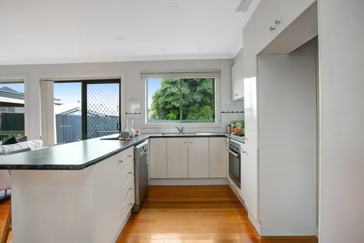 Fifth view of Homely unit listing, 2/36 Steane Street, Reservoir VIC 3073