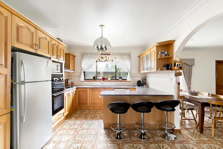 Fifth view of Homely house listing, 29 Jeanine Crescent, Fawkner VIC 3060