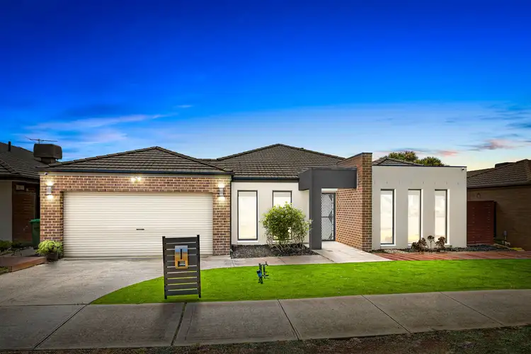 24 Hummingbird Boulevard, Tarneit VIC 3029