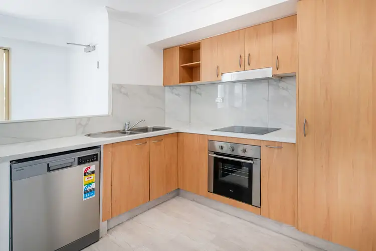 Fourth view of Homely apartment listing, 204/150 Stanhill Drive, Chevron Island QLD 4217