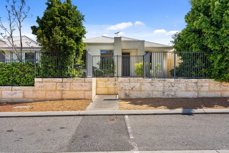 28 Belcastro Way, Madeley WA 6065