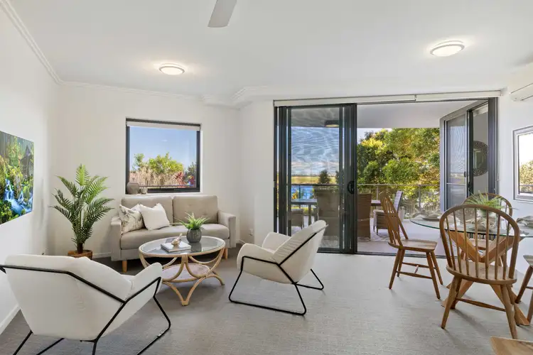305/21 Innovation Parkway, Birtinya QLD 4575