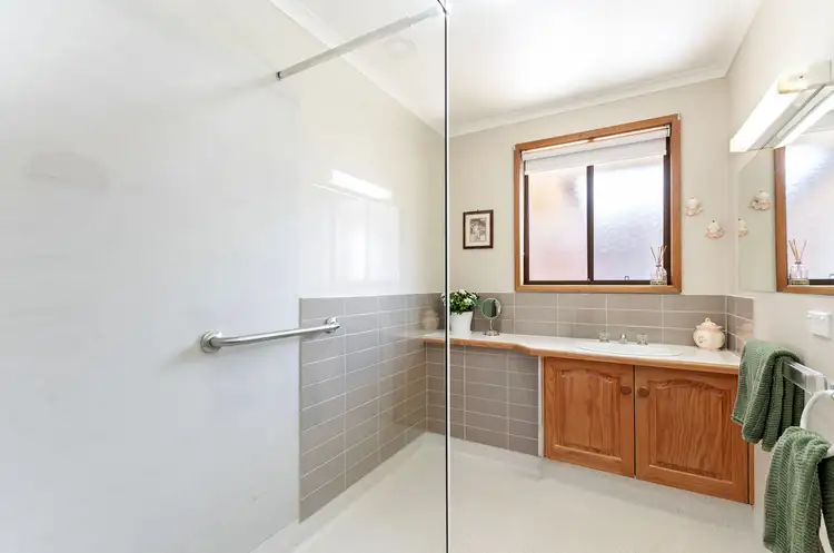 Fifth view of Homely unit listing, 1/50 Jamieson Street, Warrnambool VIC 3280