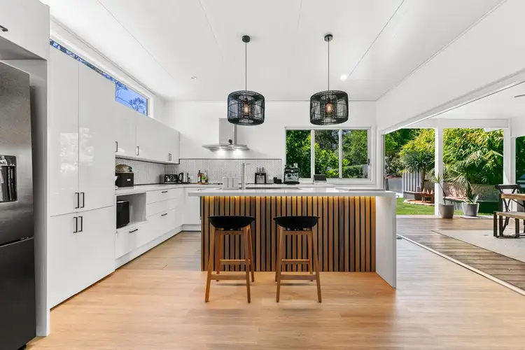 Second view of Homely house listing, 10 Elimatta Road, Kincumber NSW 2251