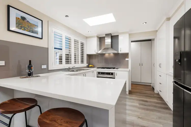 Second view of Homely house listing, 8 Tooth Court, Mill Park VIC 3082