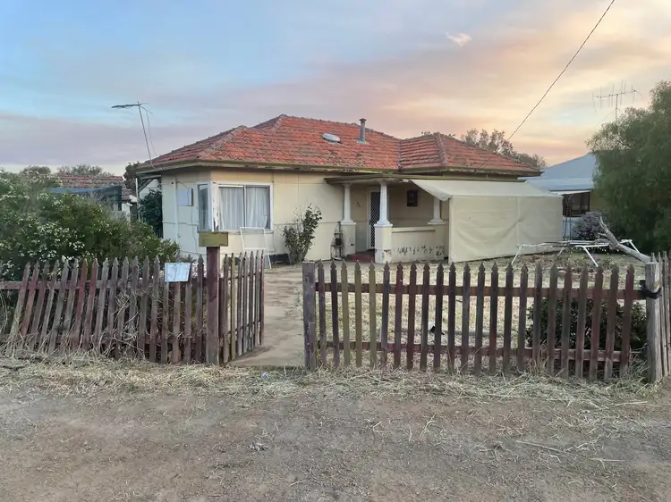 56 Park Street, Katanning WA 6317