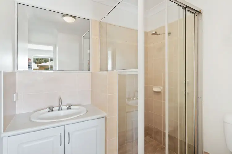 Sixth view of Homely house listing, 20/1 Lakes Crescent, South Yunderup WA 6208