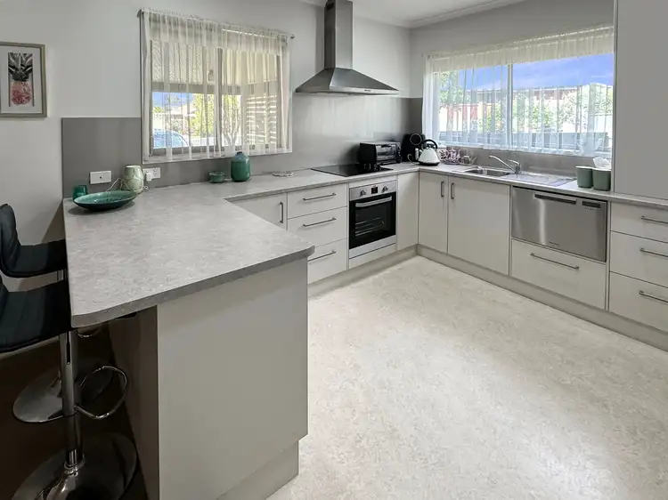 Sixth view of Homely unit listing, 1 Banksia Street, Ararat VIC 3377