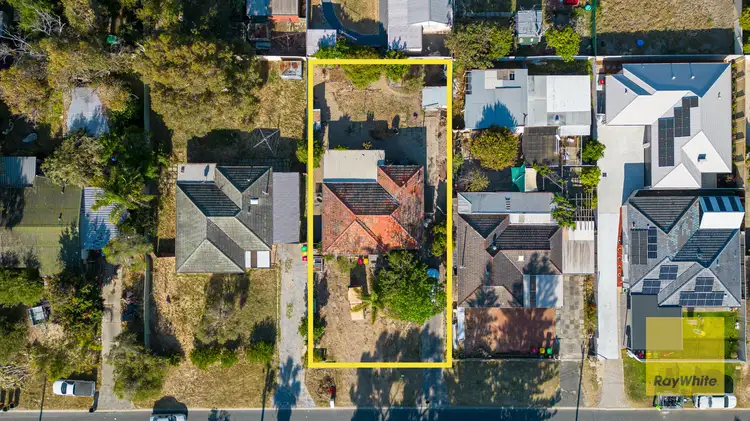 28 Meakers Way, Girrawheen WA 6064