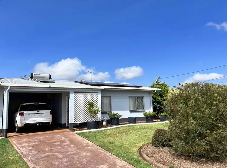 Main view of Homely unit listing, 2/9 Hillview Cir, Atherton QLD 4883