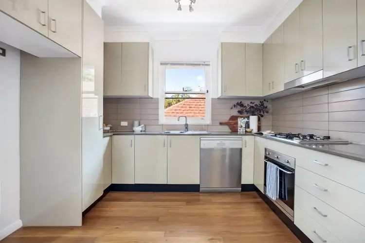 Third view of Homely apartment listing, 6/1 Mulwarree Avenue, Randwick NSW 2031