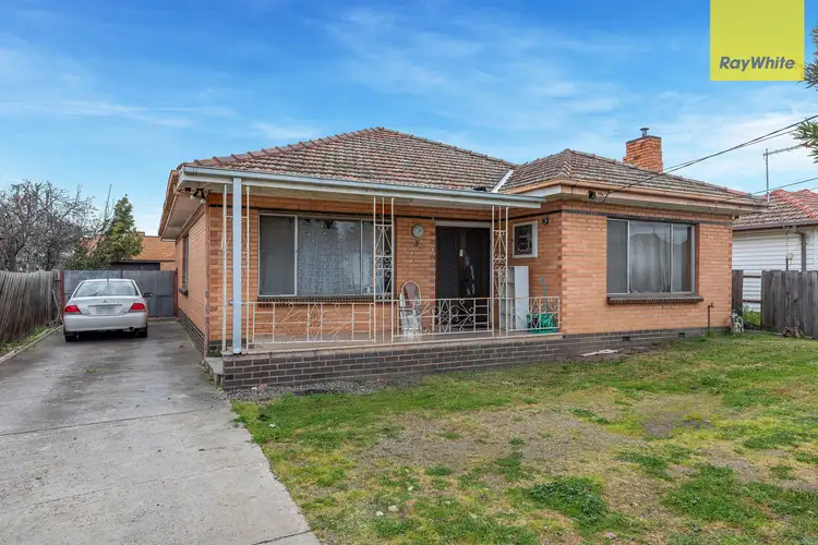 5 Erica Avenue, St Albans VIC 3021