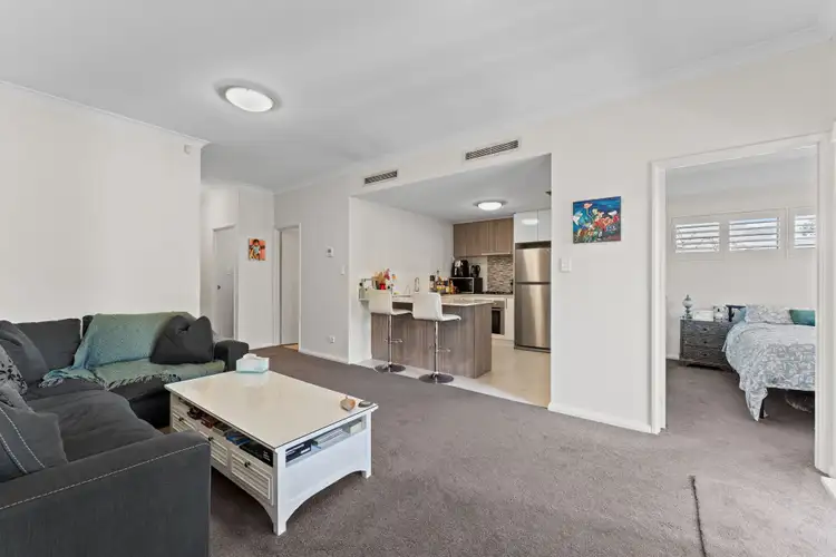 Seventh view of Homely house listing, 21/2 Louvre Way, Baldivis WA 6171