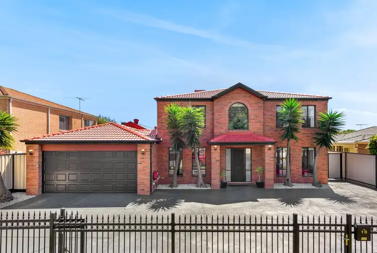 10 Napier Way, Narre Warren South VIC 3805